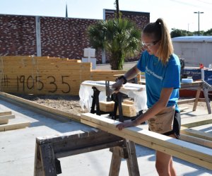 Eustis Site Women Build 2019 - hammering